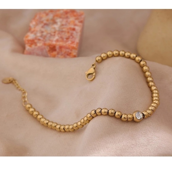 New Unique 18k Gold Plated Beaded Chain Layering Bracelet - Picture 2 of 9
